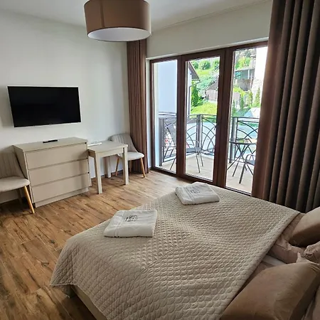 Willa Zacisze Szczawnica-Centrum Apart דירה *